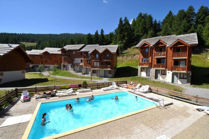 Apartamento Les Chalets Du Parc Aux Etoiles - Cimes Et Neige Puy-Saint-Vincent Exterior foto